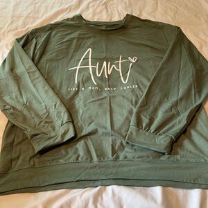 Women’s size XL Auntie sweatshirt
